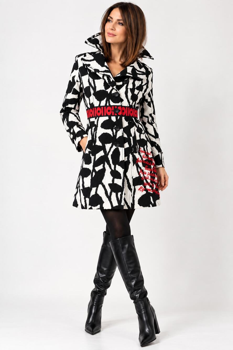 Lulu H Paris Vintage Black and White Leaf Print Coat with Red Belt, Size M, 97%